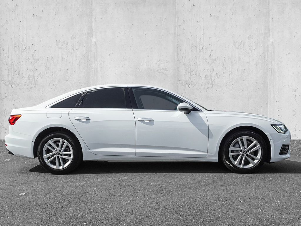 Audi A6 2023 г. Белый, пробег 56856 км