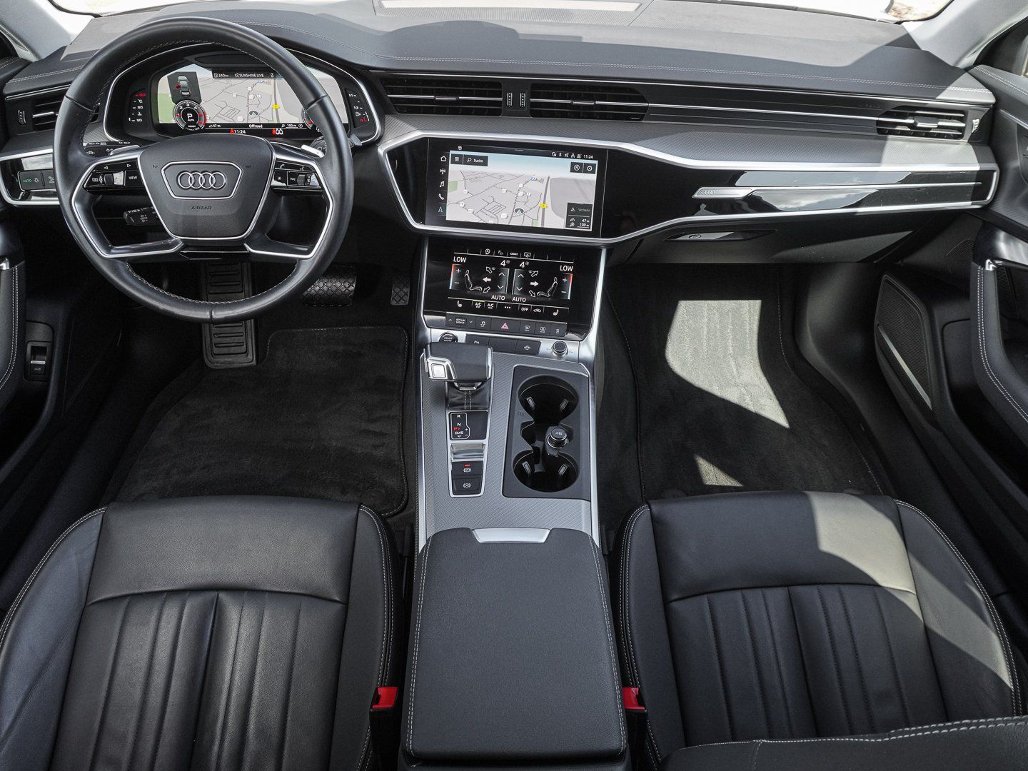 Audi A6 2023 г. Белый, пробег 56856 км