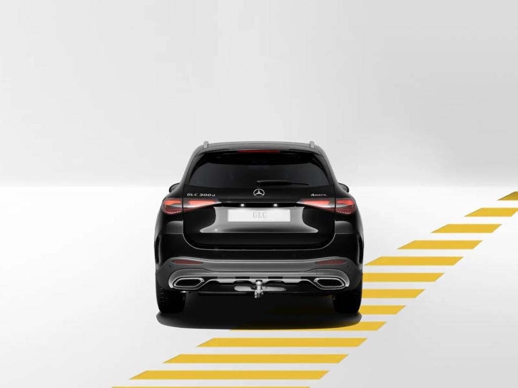 Mercedes-Benz GLC 300 2025 г. Чёрный, пробег 10624 км