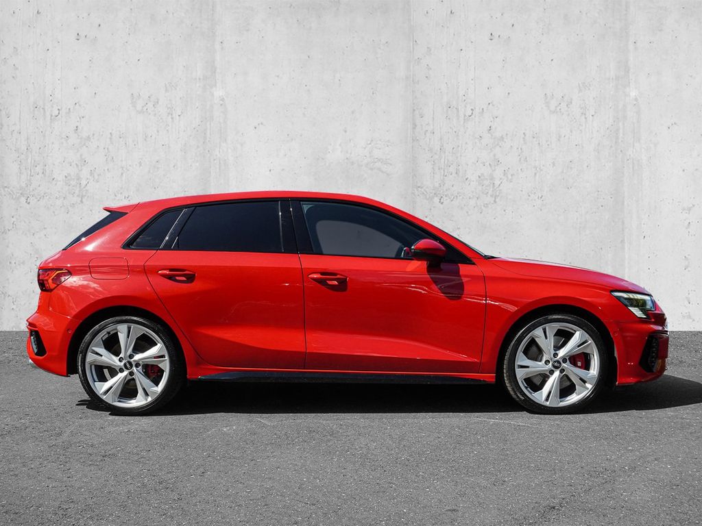 Audi S3 2022 г. Красный, пробег 53050 км