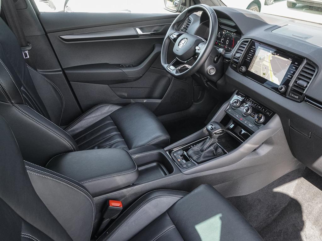 Skoda Karoq 2023 г. Чёрный, пробег 53721 км