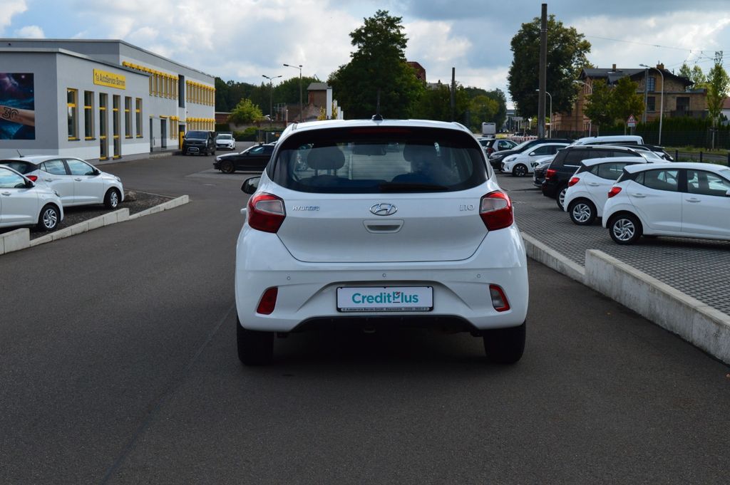 Hyundai i10 2021 г. Белый, пробег 38500 км