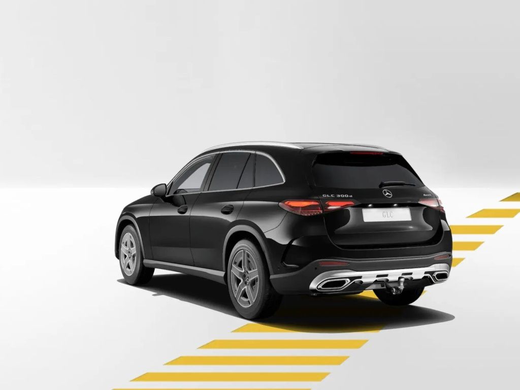 Mercedes-Benz GLC 300 2025 г. Чёрный, пробег 10624 км