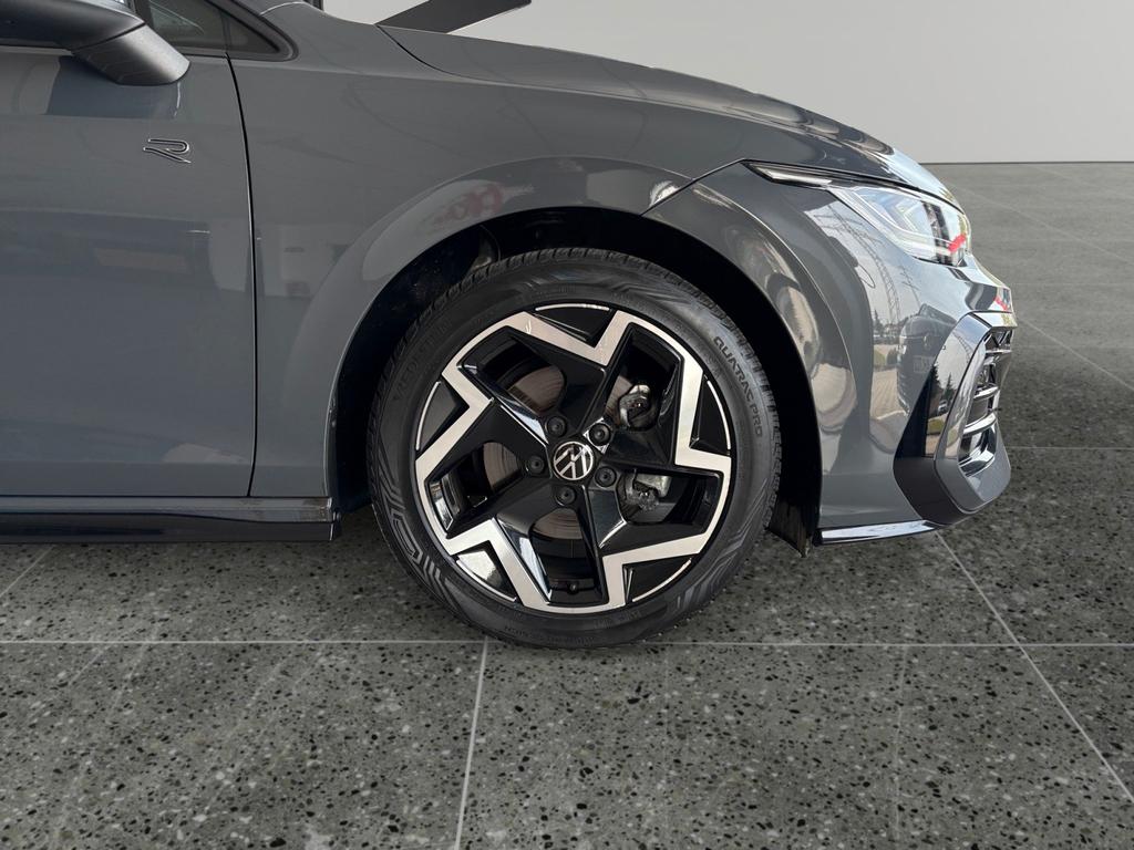 Volkswagen Golf 2025 г. Серый, пробег 52200 км