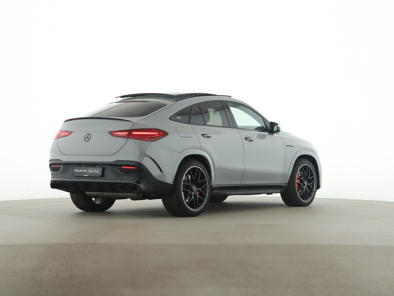 Mercedes-Benz GLE 63 AMG 2024 г. Серый, пробег 18900 км