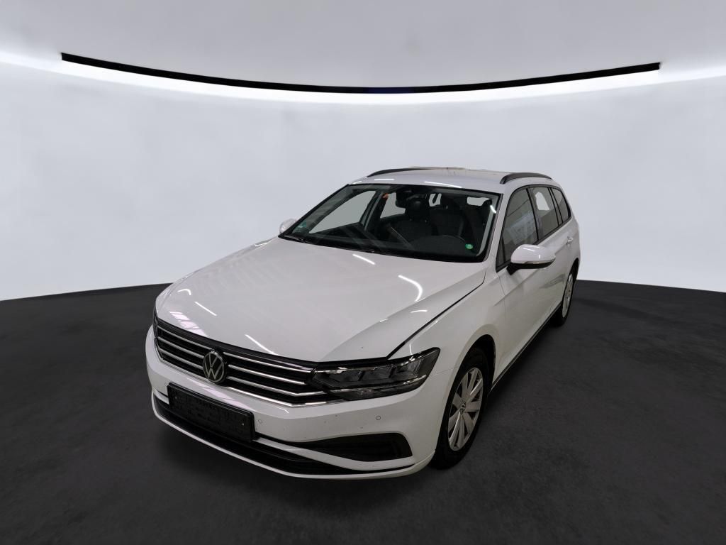Volkswagen PASSAT VARIANT 2023 г. Белый, пробег 50158 км