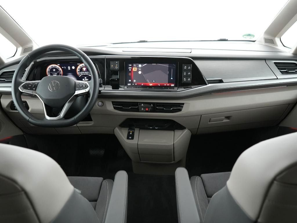 Volkswagen T7 CALIFORNIA 2025 г. Красный, пробег 6300 км