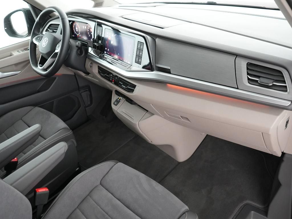 Volkswagen T7 CALIFORNIA 2025 г. Красный, пробег 6300 км