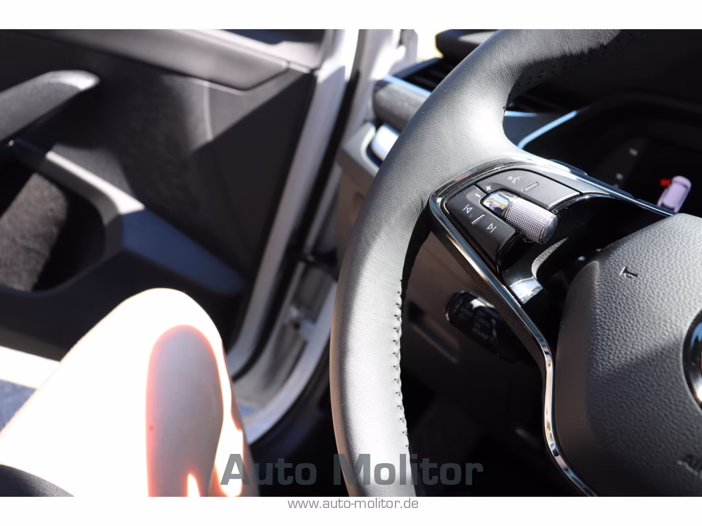 Skoda Octavia 2021 г. Белый, пробег 49800 км