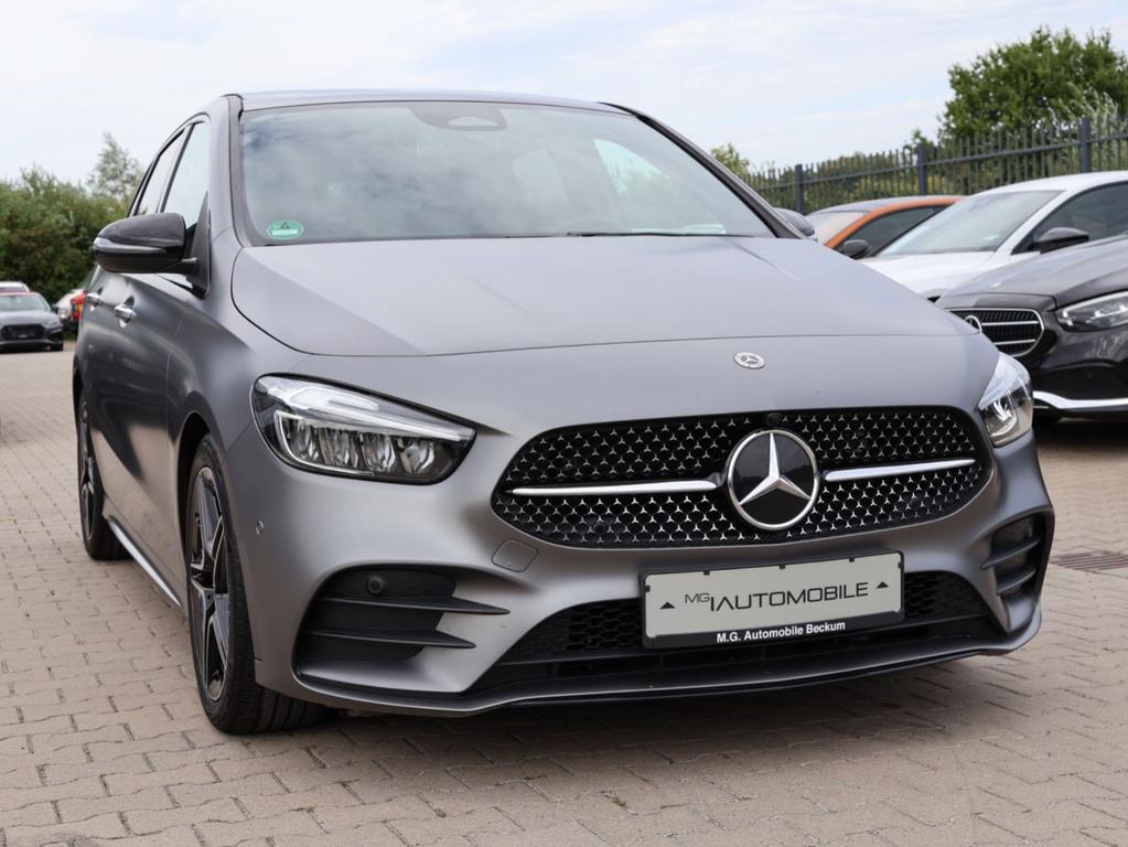 Mercedes-Benz B 200 2024 г. Серый, пробег 29900 км