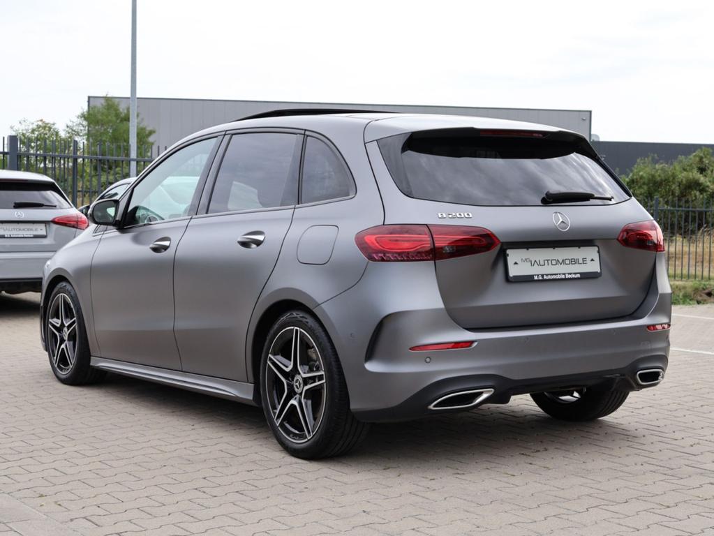 Mercedes-Benz B 200 2024 г. Серый, пробег 29900 км