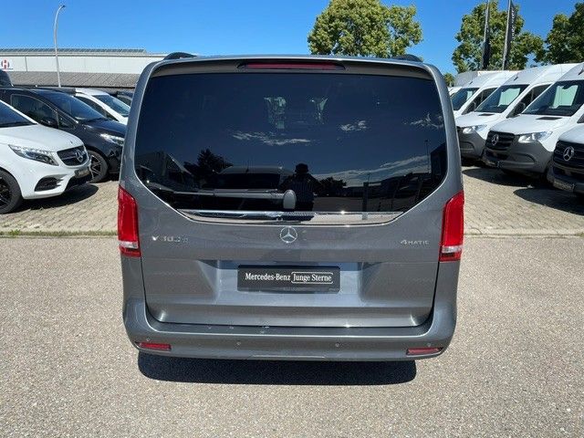 Mercedes-Benz V 300 2023 г. Серый, пробег 59178 км