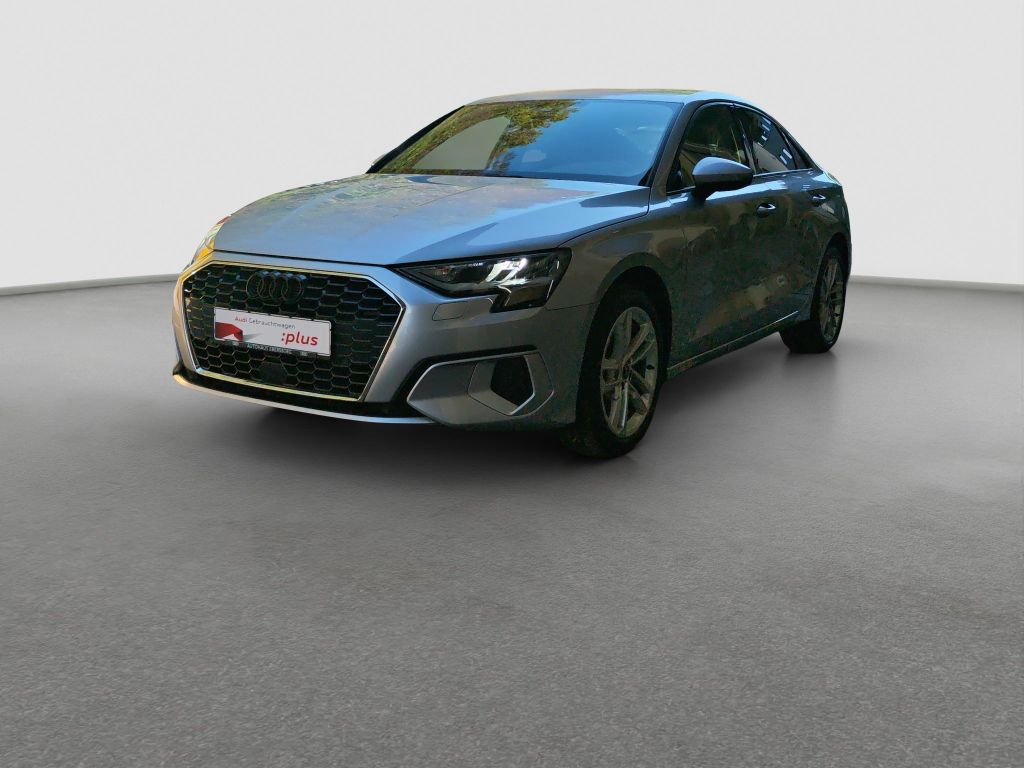 Audi A3 2022 г. Серебристый, пробег 42600 км