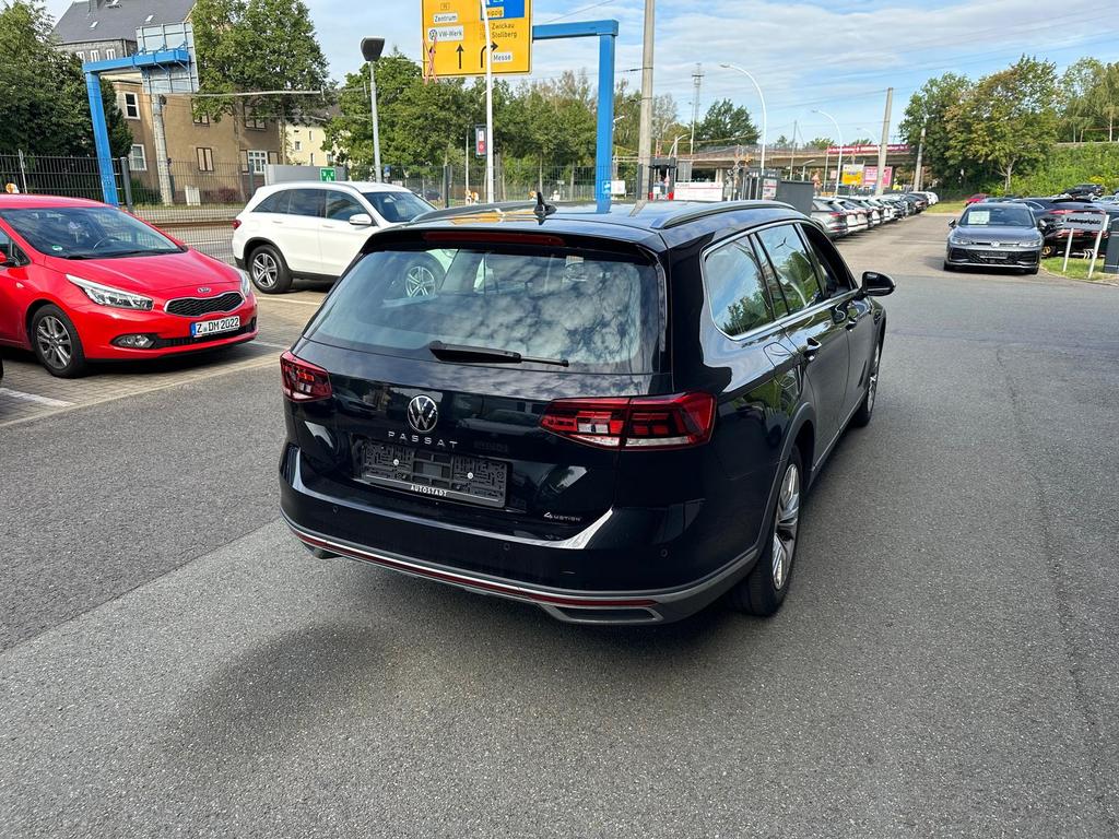 Volkswagen PASSAT VARIANT 2023 г. Чёрный, пробег 46853 км