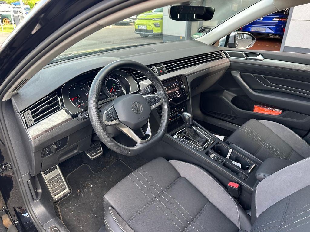 Volkswagen PASSAT VARIANT 2023 г. Чёрный, пробег 46853 км