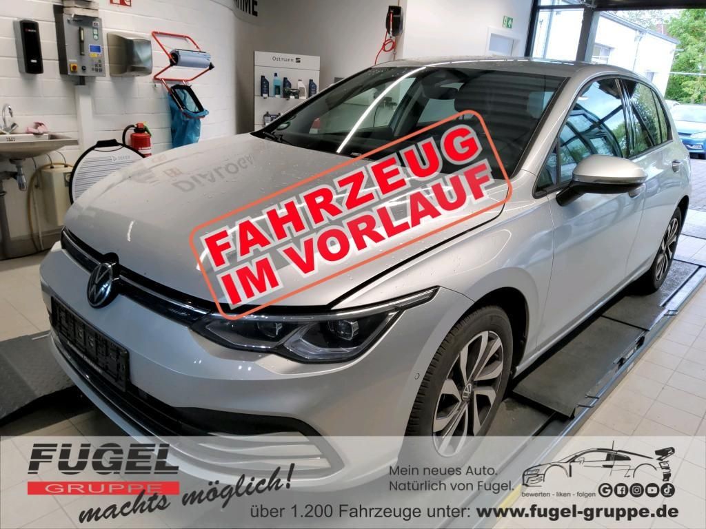 Volkswagen Golf 2023 г. Серебристый, пробег 56315 км