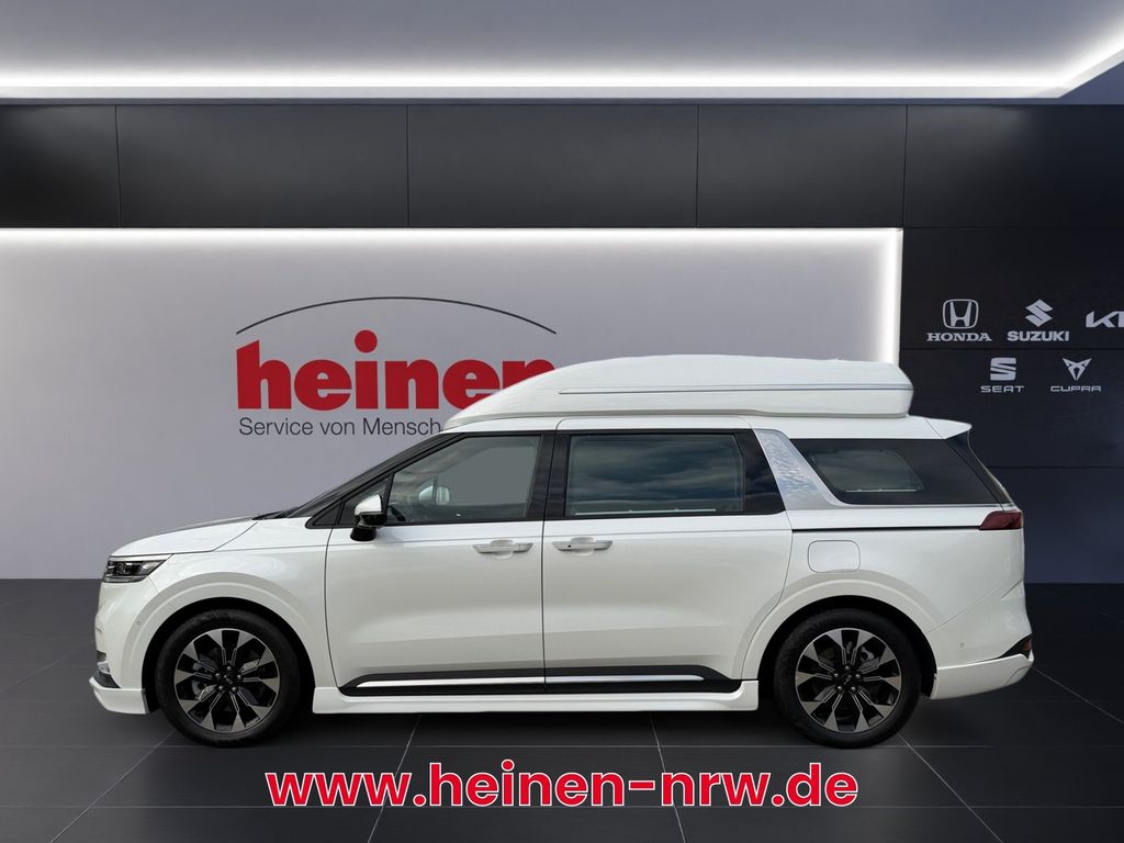 Kia Carnival 2023 г. Белый, пробег 536 км