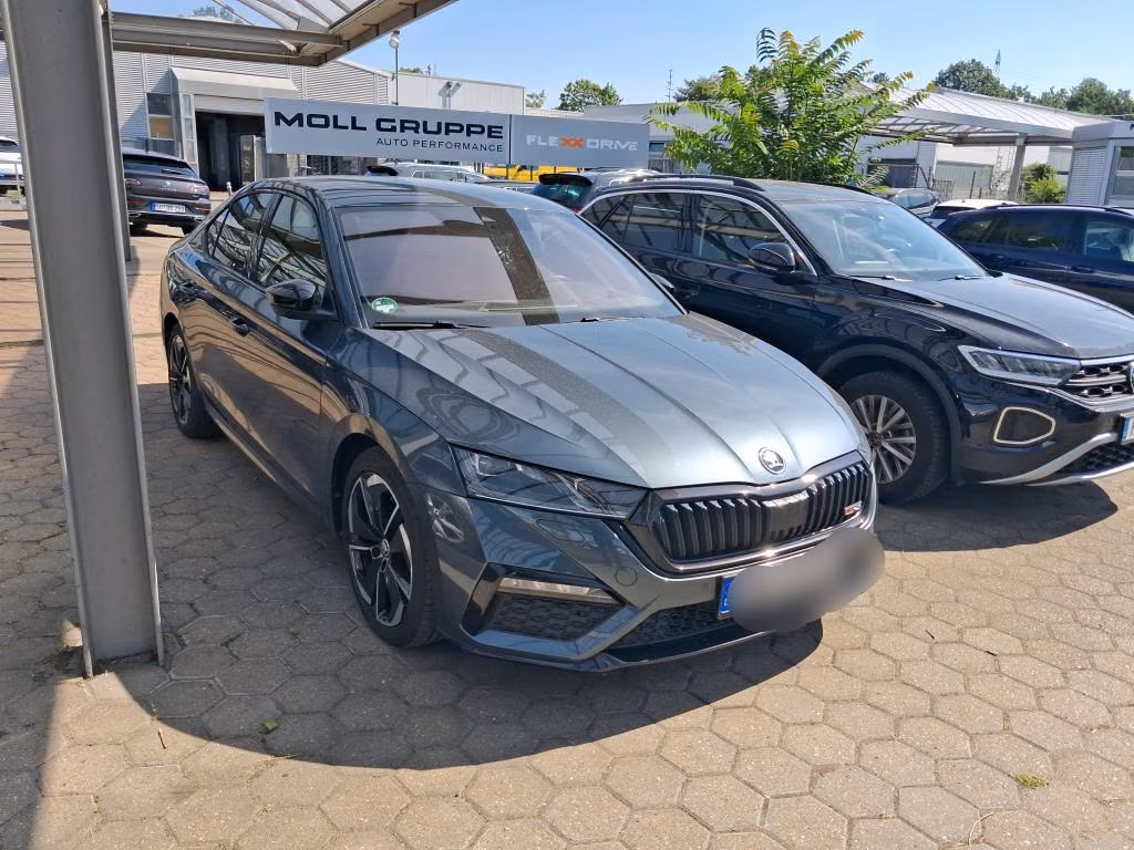 Skoda Octavia 2021 г. Серый, пробег 54355 км