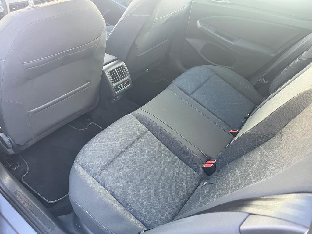 Volkswagen Golf 2022 г. Серый, пробег 46810 км
