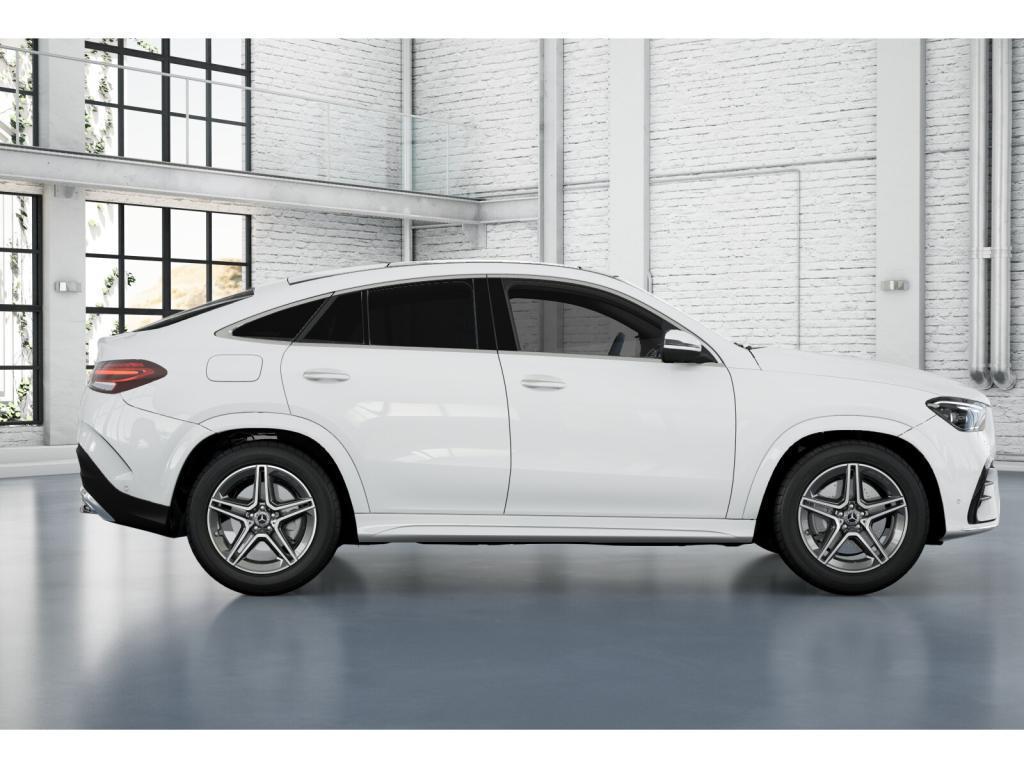 Mercedes-Benz GLE 300 2025 г. Белый, пробег 48256 км