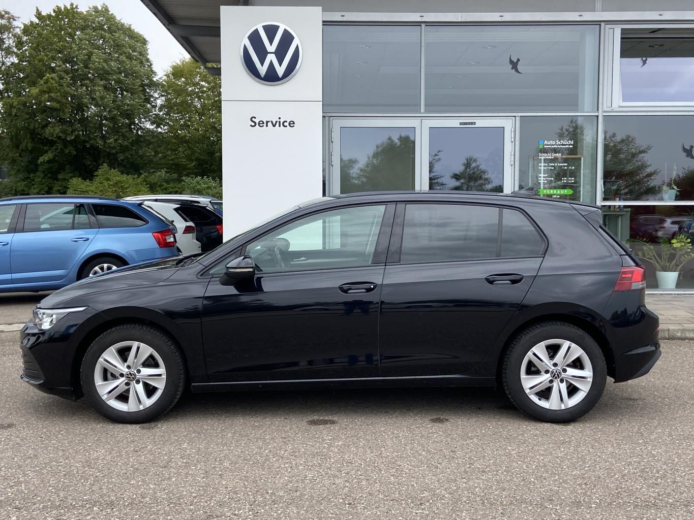 Volkswagen Golf 2023 г. Чёрный, пробег 39459 км