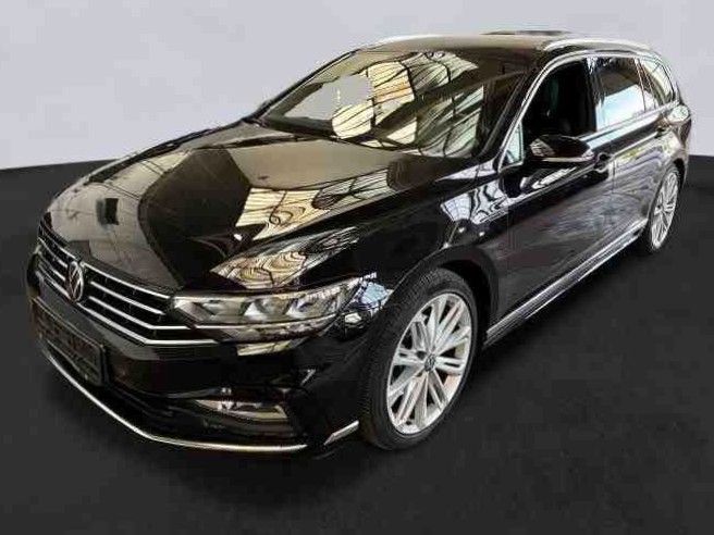 Volkswagen Passat 2023 г. Чёрный, пробег 44126 км