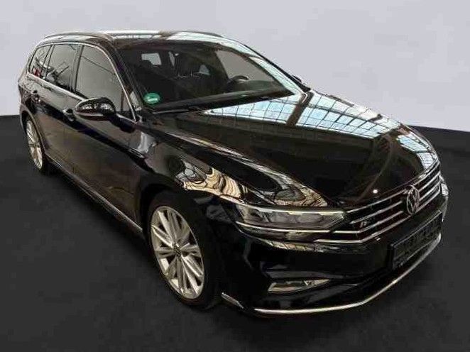 Volkswagen Passat 2023 г. Чёрный, пробег 44126 км