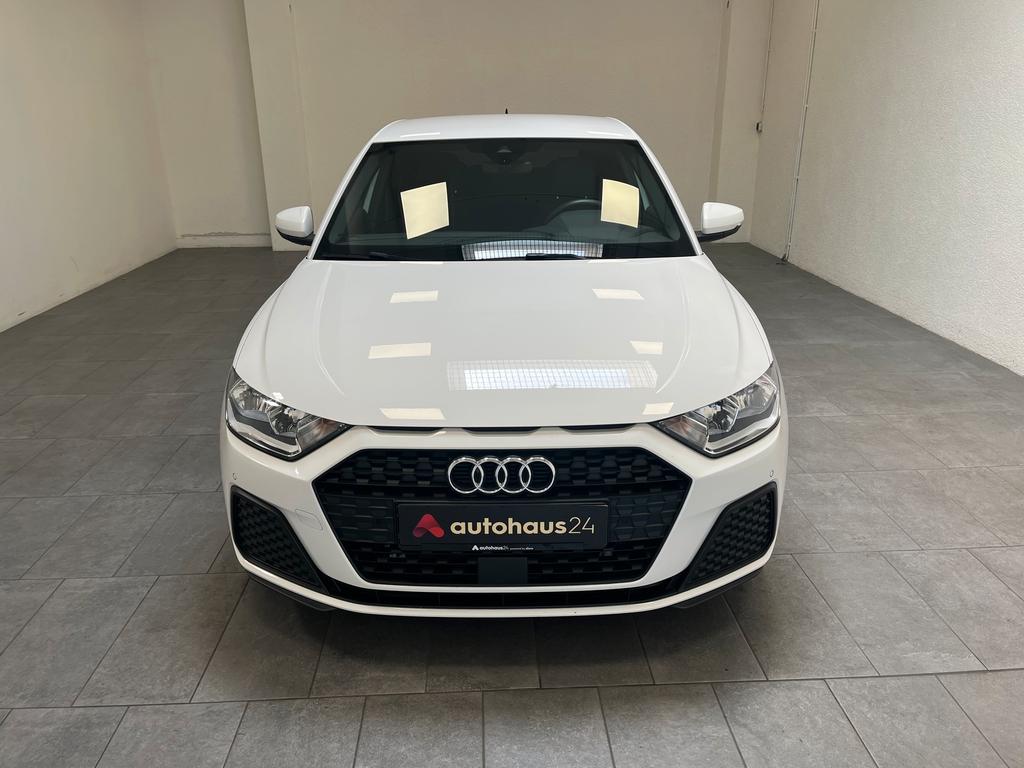 Audi A1 2023 г. Белый, пробег 23471 км