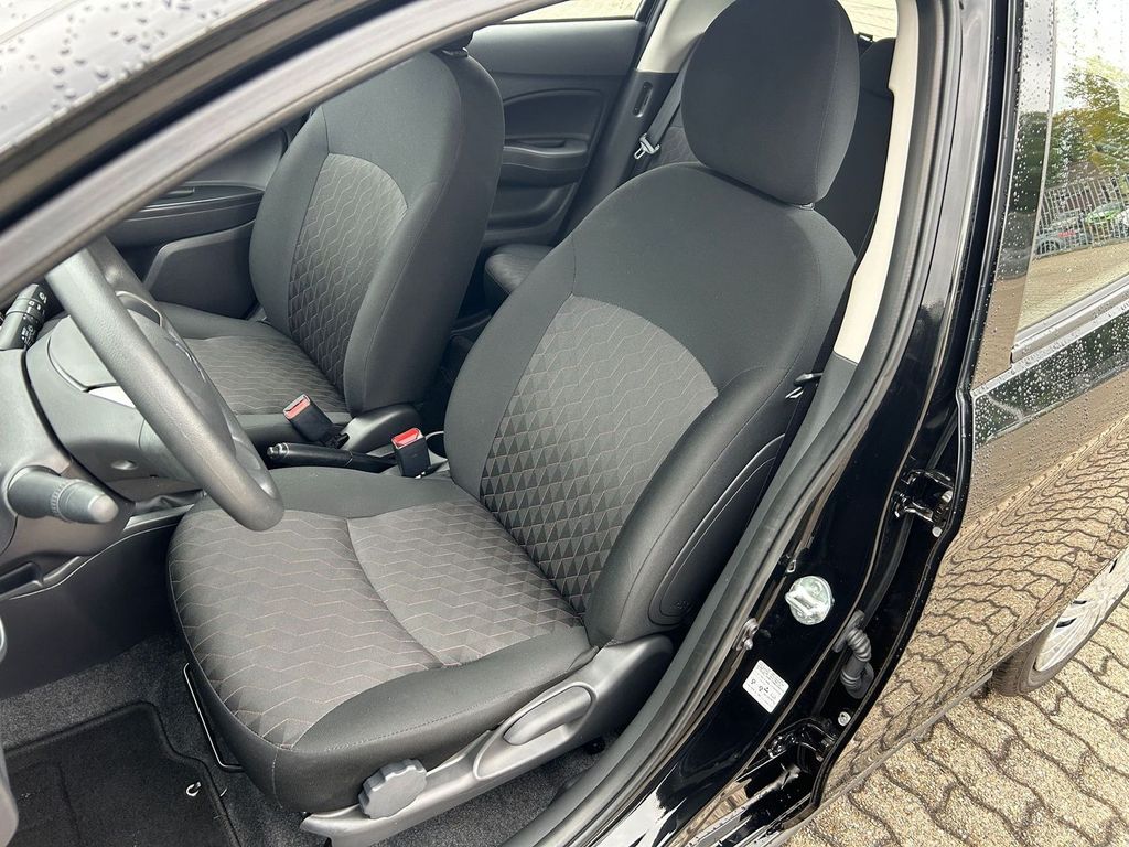 Mitsubishi Space Star 2024 г. Чёрный, пробег 29774 км