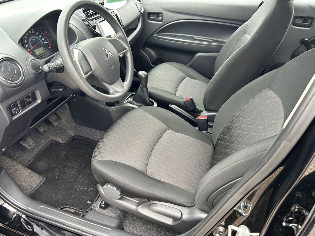 Mitsubishi Space Star 2024 г. Чёрный, пробег 29774 км