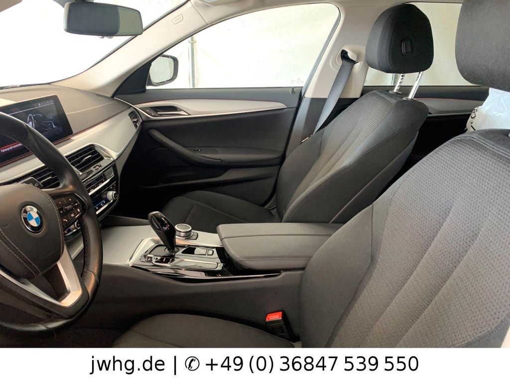BMW 520 2021 г. Чёрный, пробег 49000 км