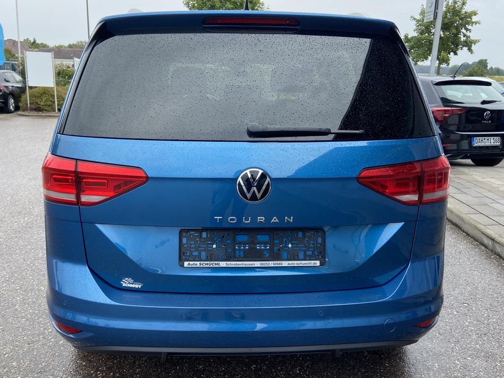 Volkswagen Touran 2022 г. Синий, пробег 49243 км