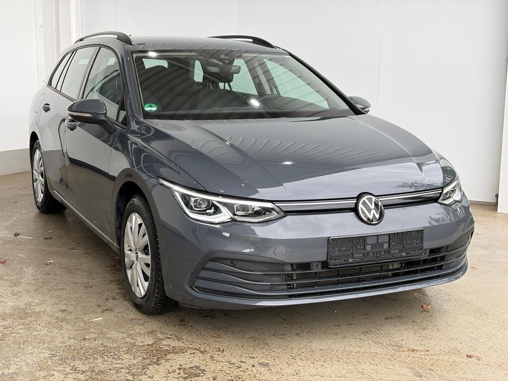 Volkswagen Golf 2023 г. Серый, пробег 26473 км