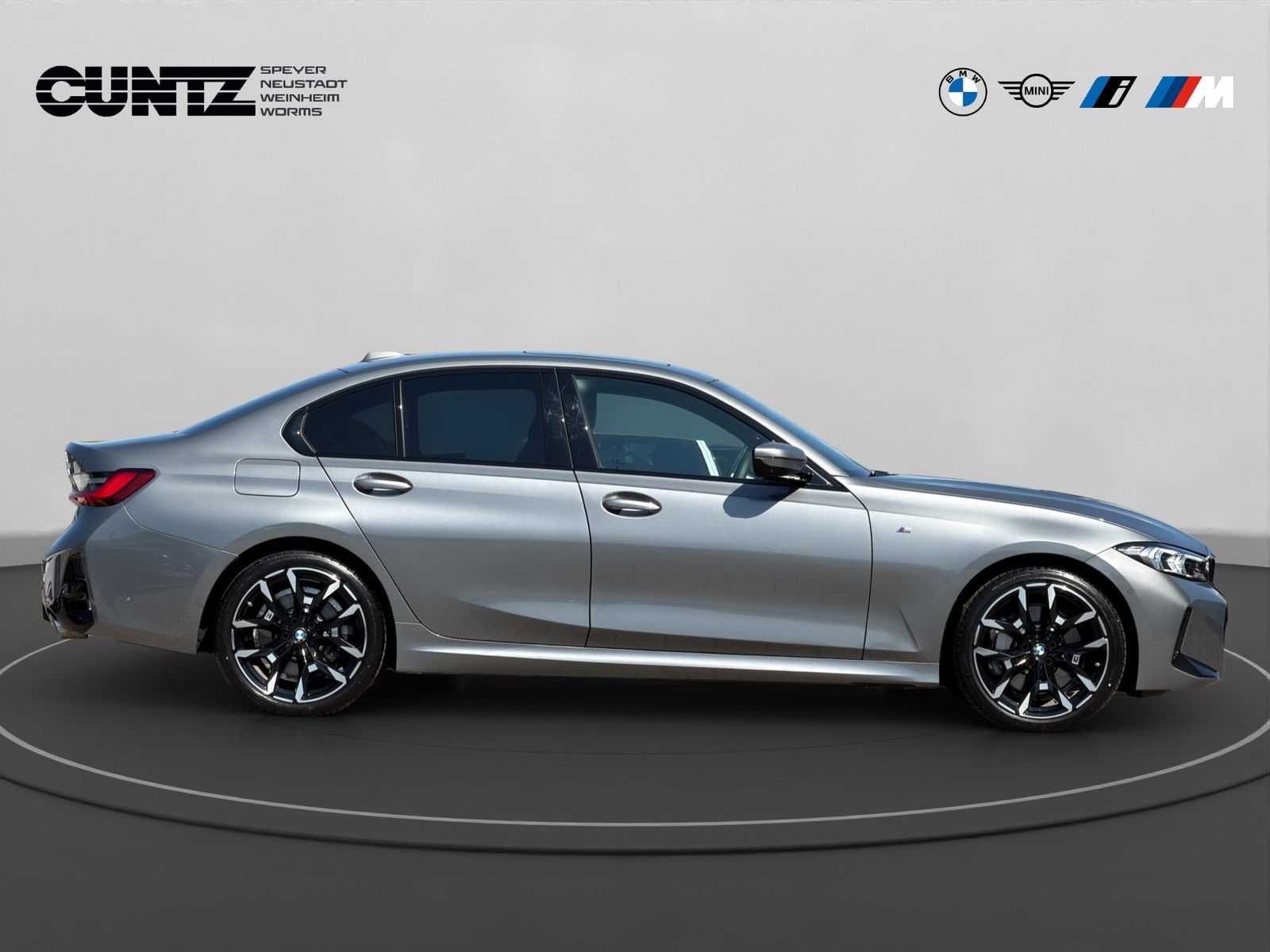 BMW 330 2025 г. Серый, пробег 10076 км