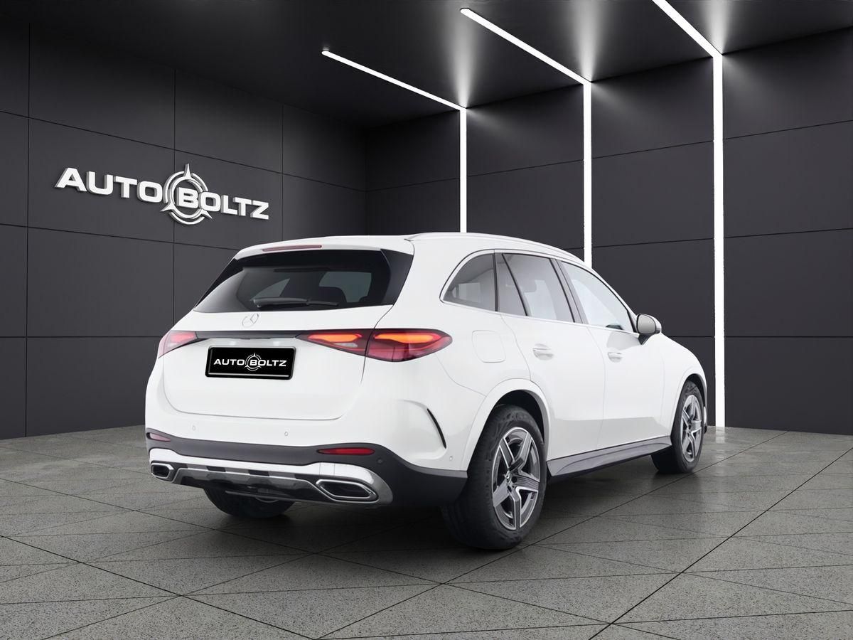 Mercedes-Benz GLC 200 2025 г. Белый, пробег 18800 км
