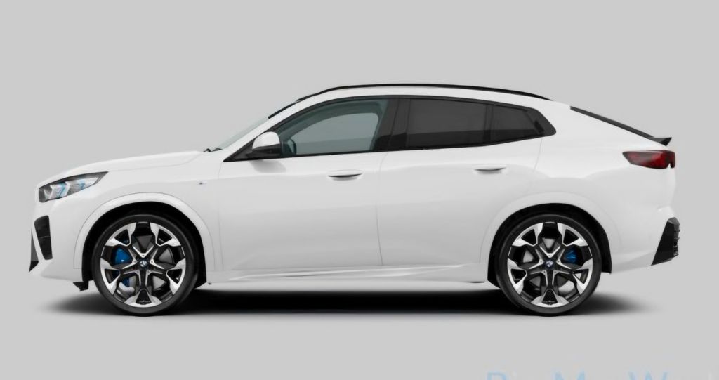 BMW X2 2025 г. Белый, пробег 43300 км