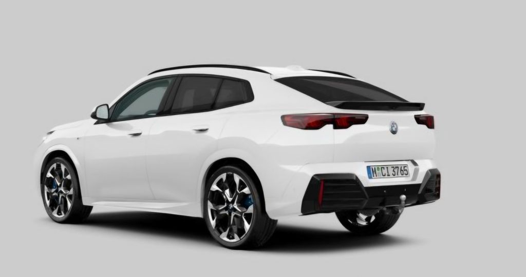 BMW X2 2025 г. Белый, пробег 43300 км