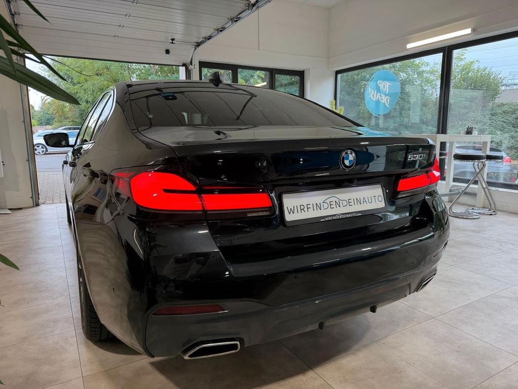BMW 530 2023 г. Чёрный, пробег 44000 км