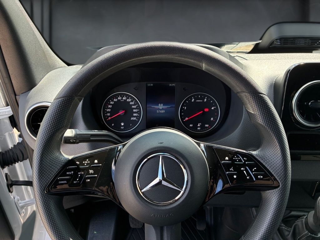 Mercedes-Benz SPRINTER 2025 г. Белый, пробег 57476 км
