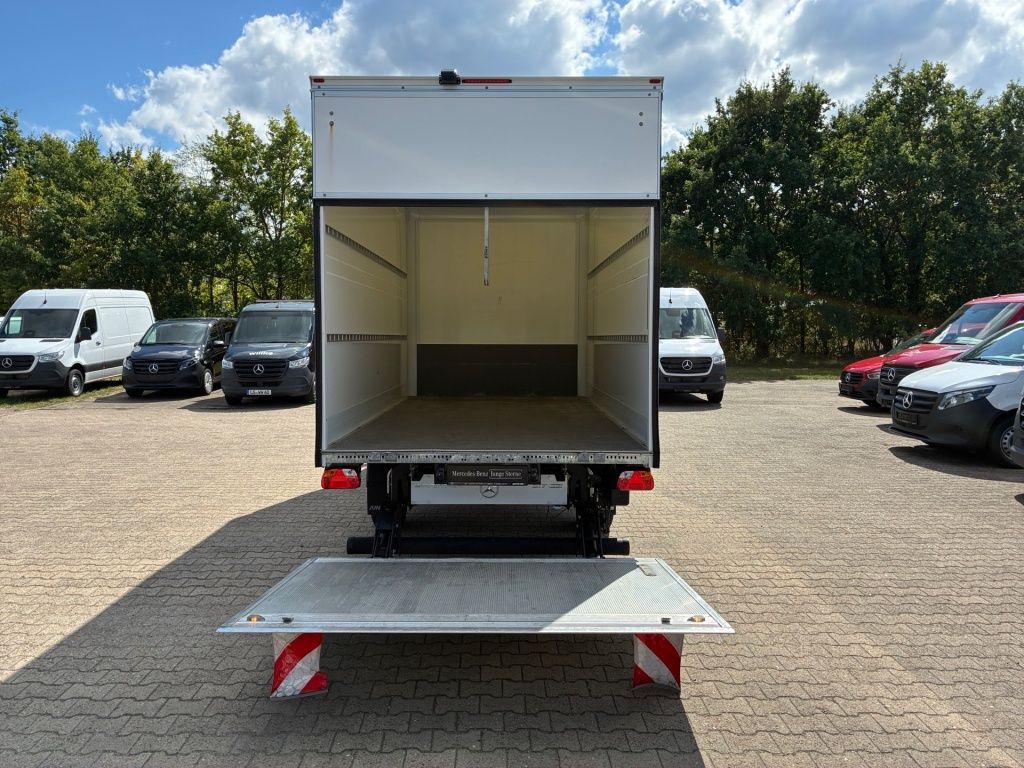 Mercedes-Benz SPRINTER 2025 г. Белый, пробег 57476 км