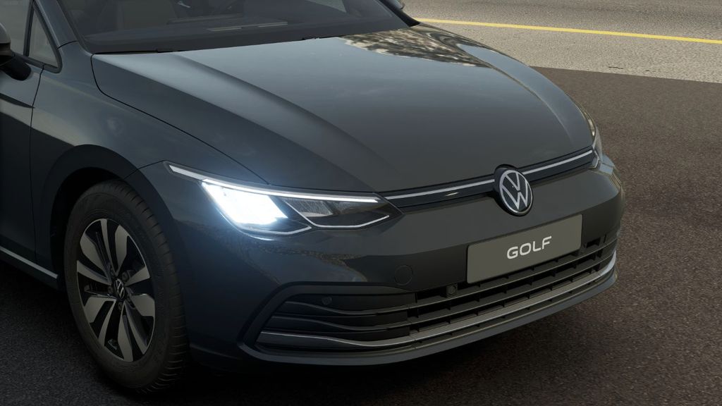 Volkswagen Golf 2024 г. Серый, пробег 18007 км