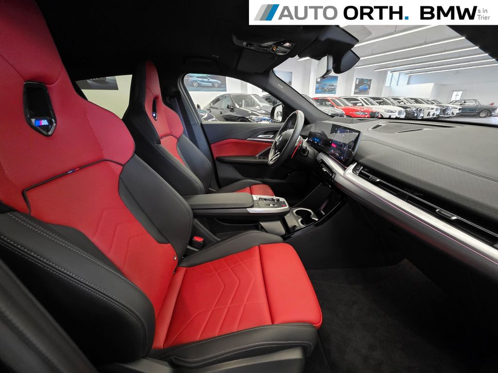 BMW X2 2024 г. Чёрный, пробег 37000 км