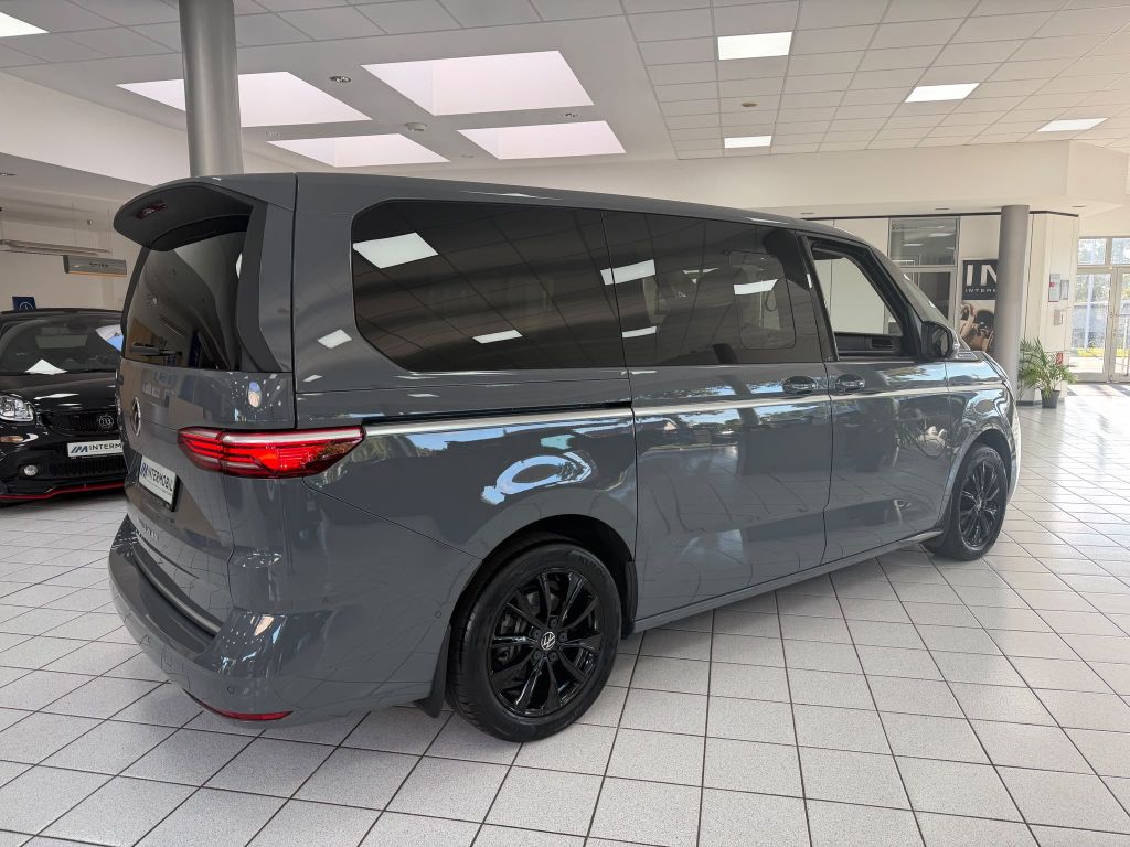 Volkswagen T7 MULTIVAN 2025 г. Серый, пробег 34900 км