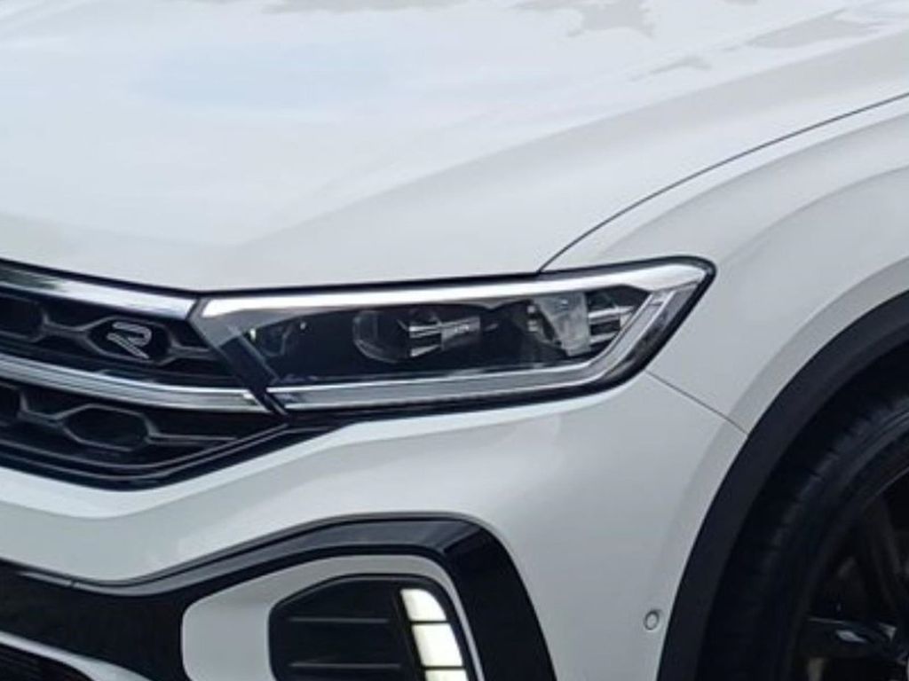 Volkswagen T-Roc 2023 г. Белый, пробег 50950 км