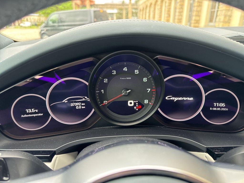Porsche Cayenne 2022 г. Чёрный, пробег 37392 км