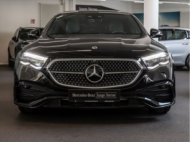 Mercedes-Benz E 220 2025 г. Чёрный, пробег 24511 км