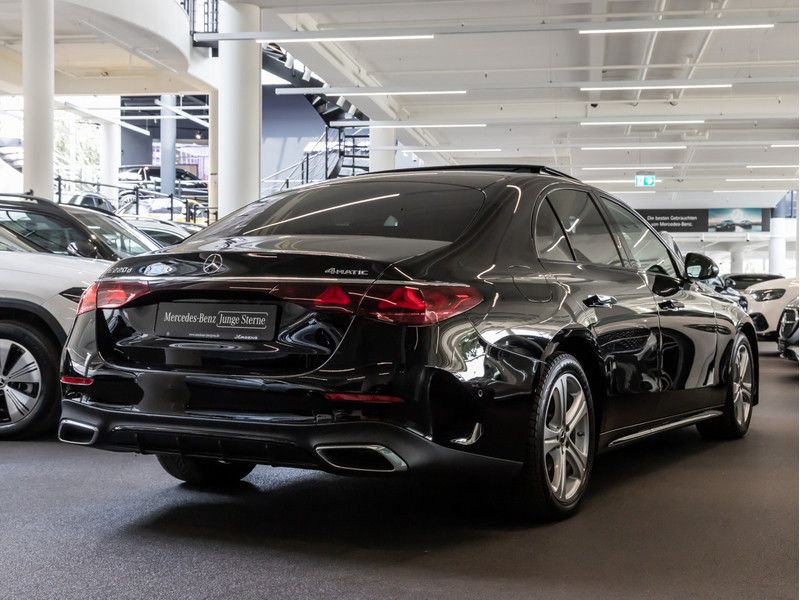 Mercedes-Benz E 220 2025 г. Чёрный, пробег 24511 км