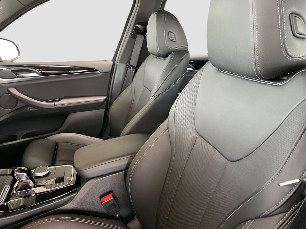 BMW X3 2023 г. Чёрный, пробег 47957 км