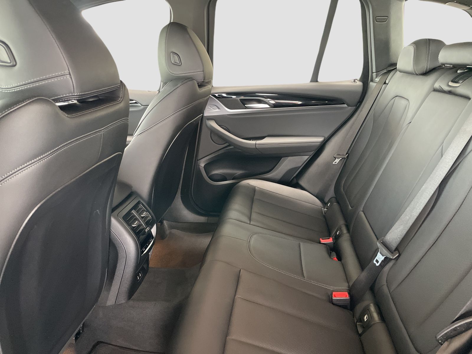 BMW X3 2023 г. Чёрный, пробег 47957 км