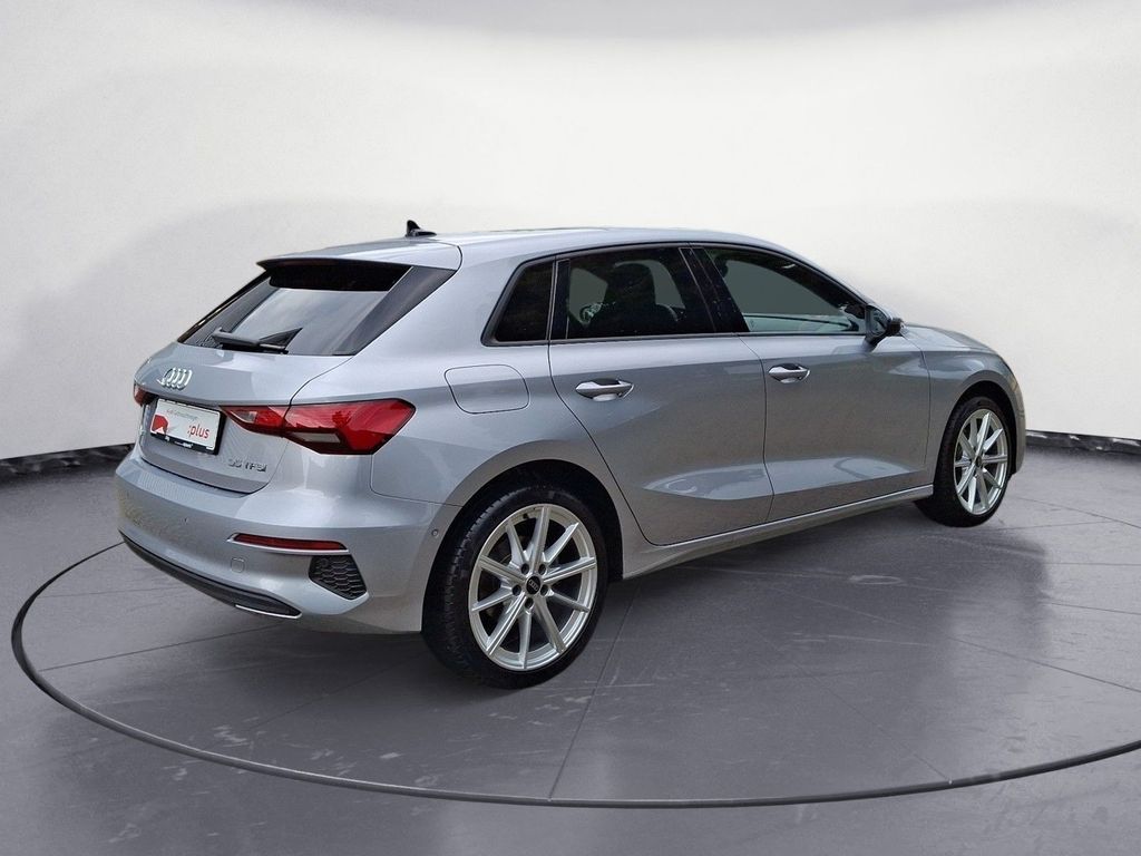 Audi A3 2023 г. Серебристый, пробег 25674 км